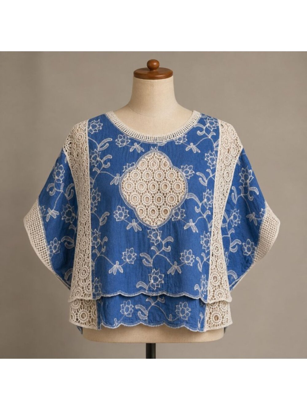 HK19 - "Simply Boutique Blue Chambray Embroidered Lace Boho Poncho Top Floral Cr